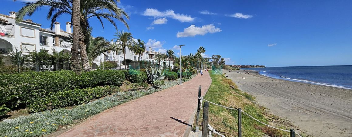 Apartamento en venta en Estepona