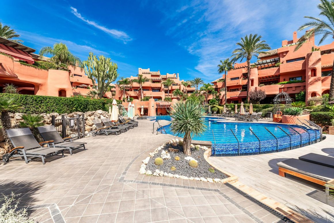 Ground Floor Apartment for sale in Estepona