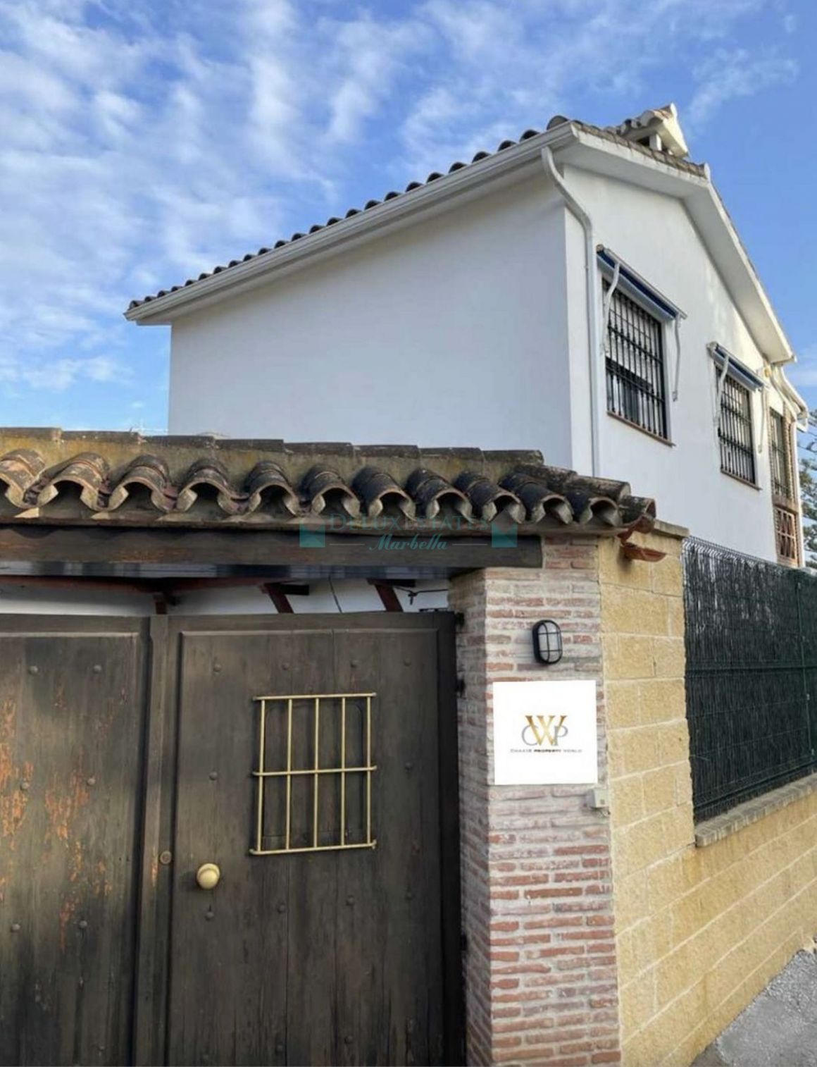 Villa for sale in Estepona