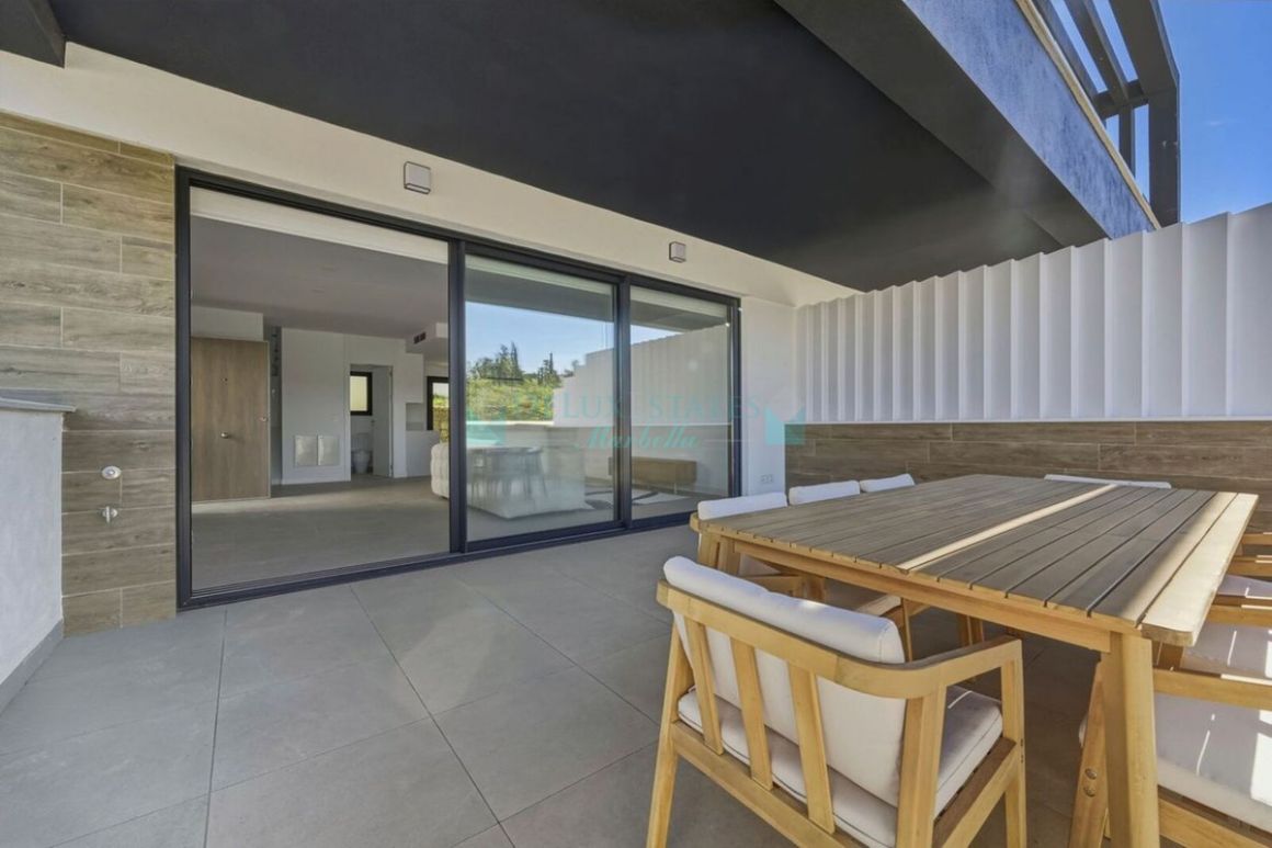 Villa Pareada en alquiler en Estepona