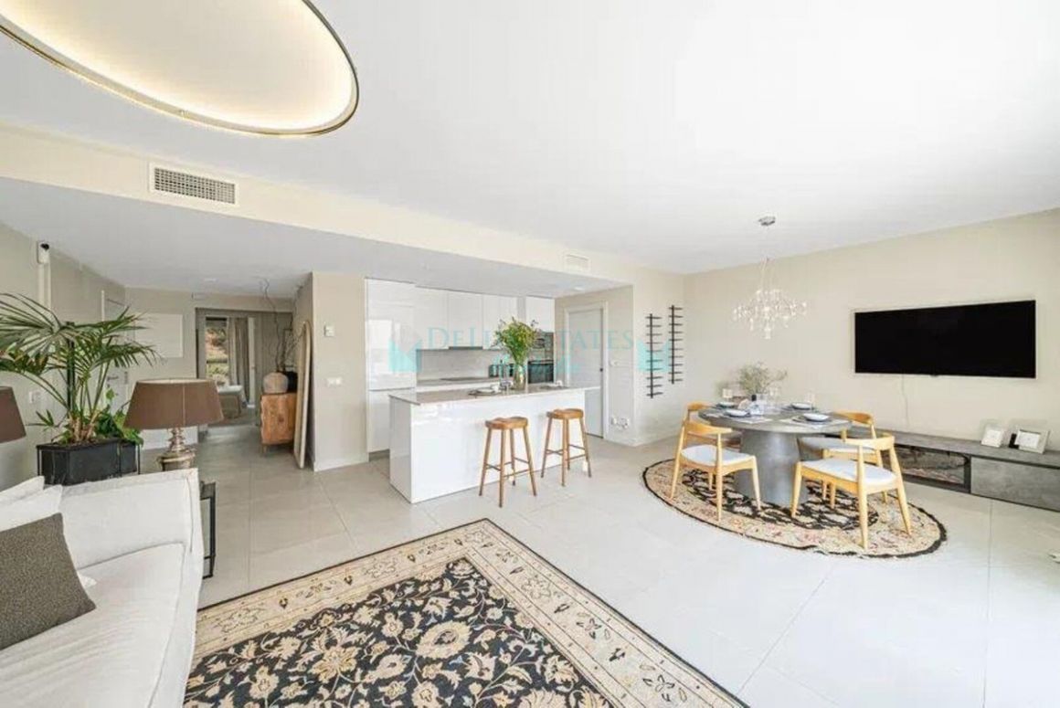 Apartamento en venta en Estepona