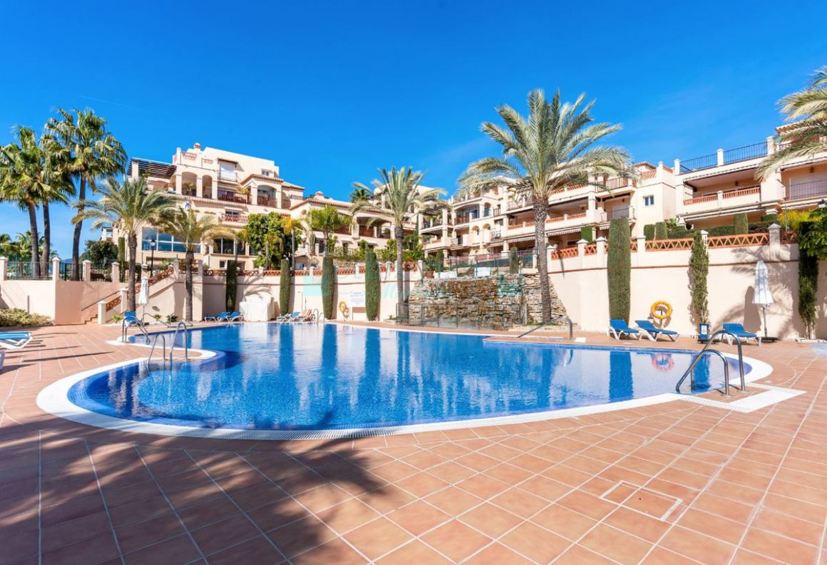 Apartamento en venta en Estepona