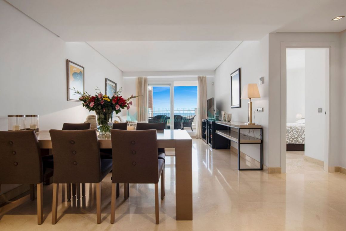 Apartamento en Los Arqueros, Benahavis