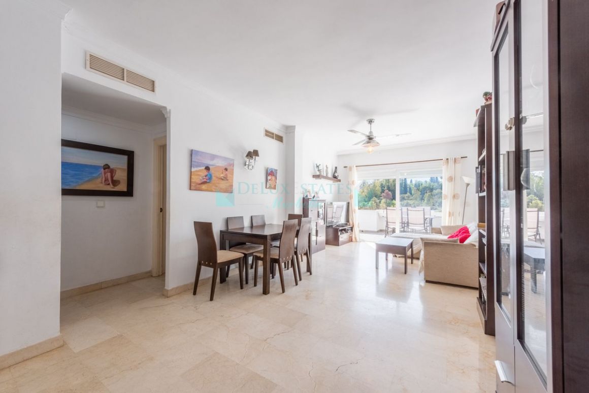 Apartment in Benahavis