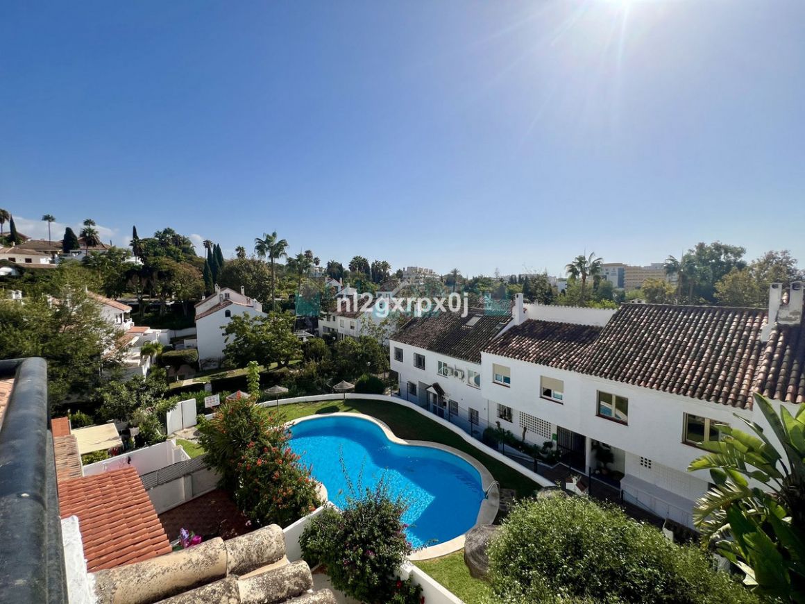Town House for rent in Marbella