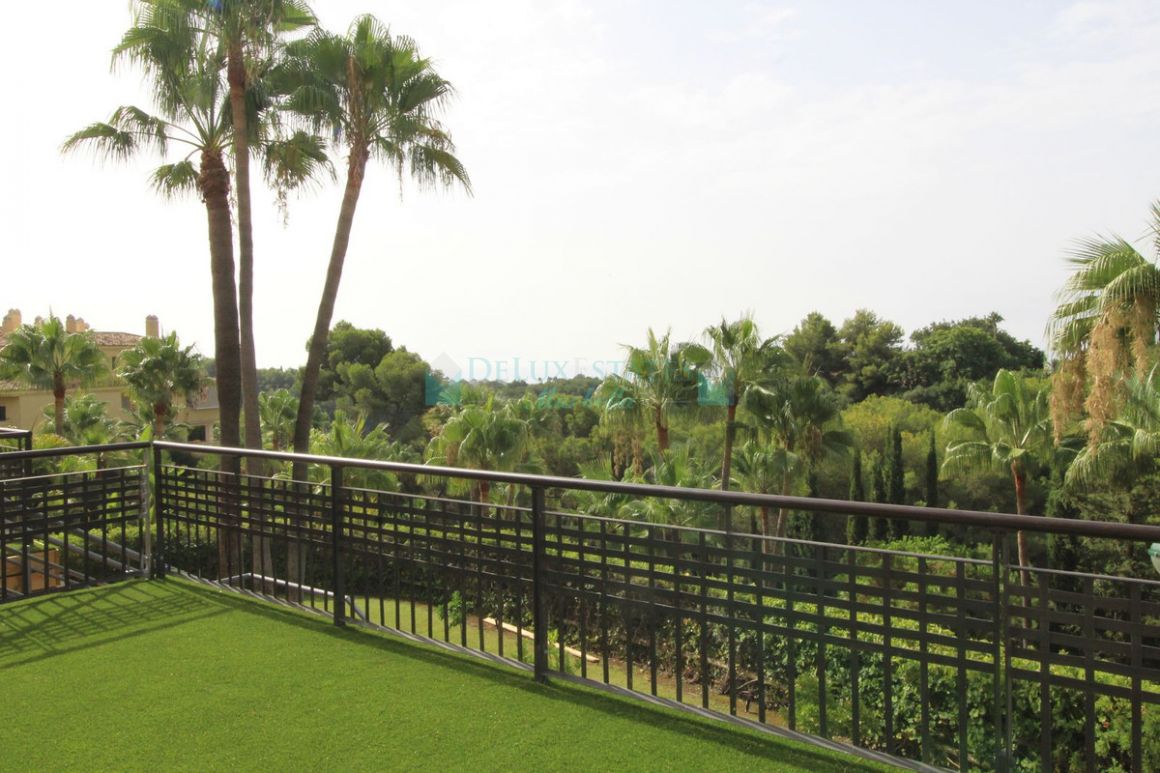 Ground Floor Apartment for sale in  Sierra Blanca, Marbella Golden Mile