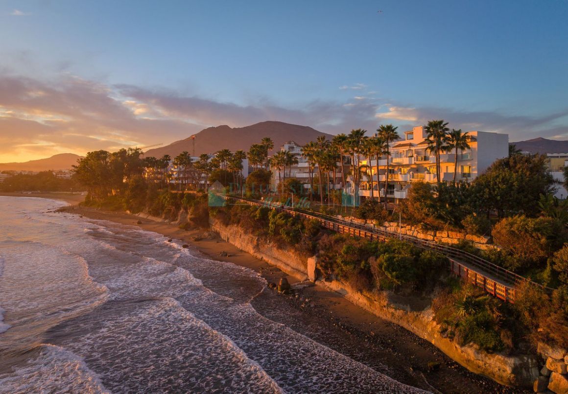 Apartamento en venta en Estepona