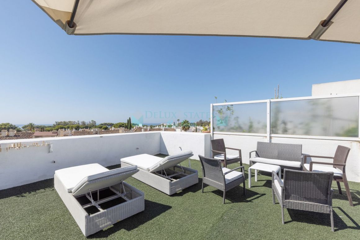 Town House for rent in Estepona