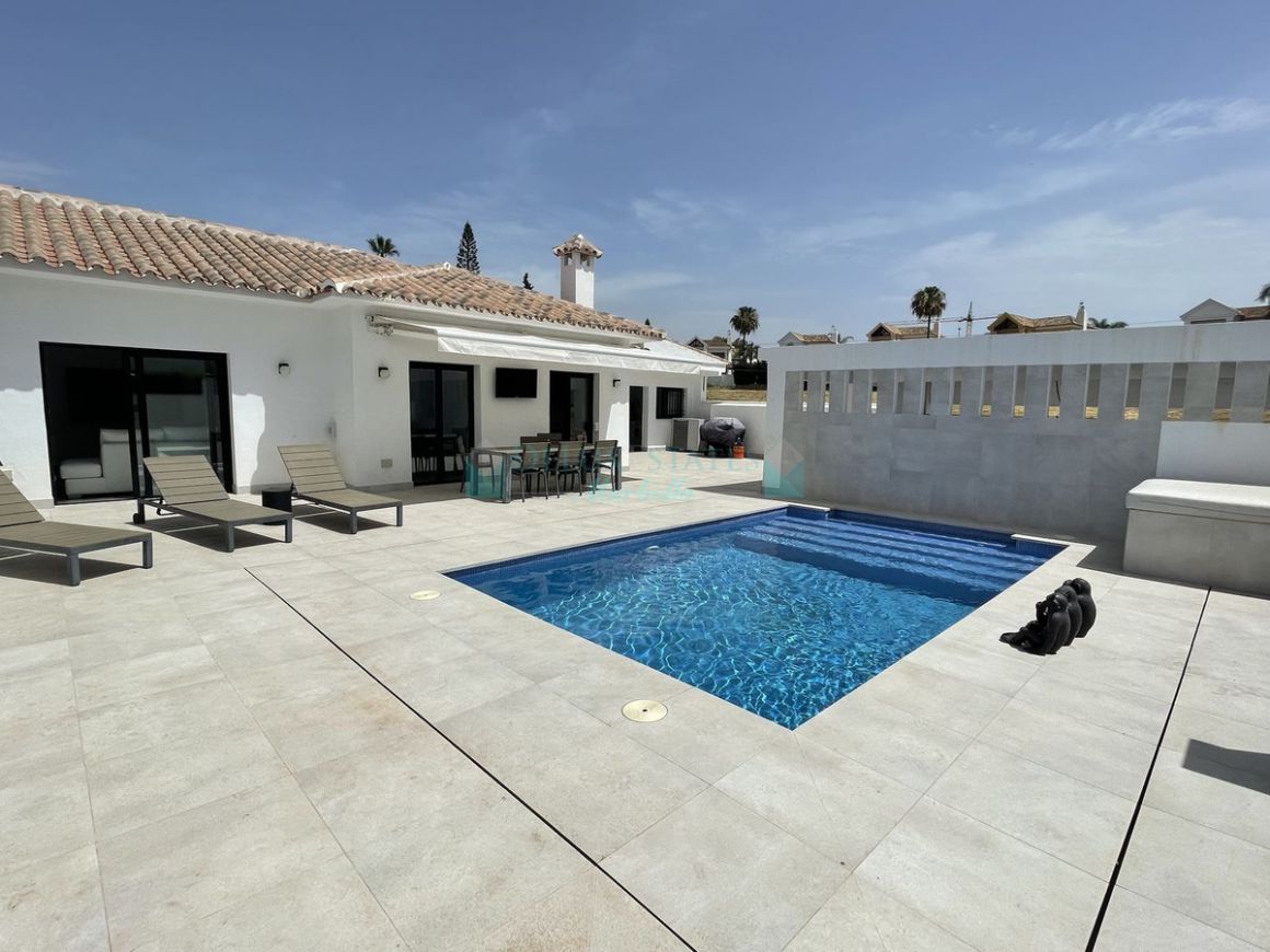 Villa for sale in San Pedro de Alcantara