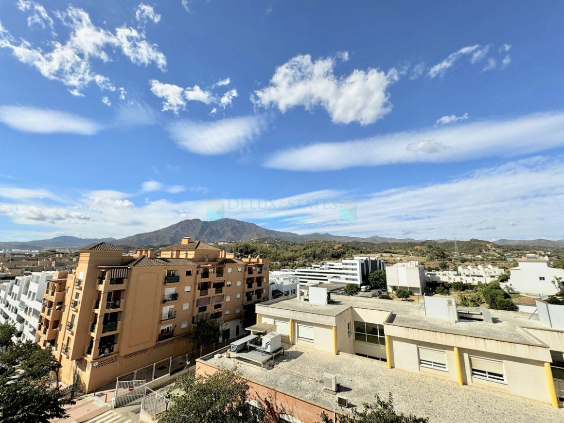 Apartment for sale in Estepona