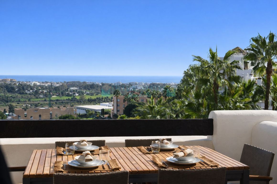 Apartment for rent in Benahavis