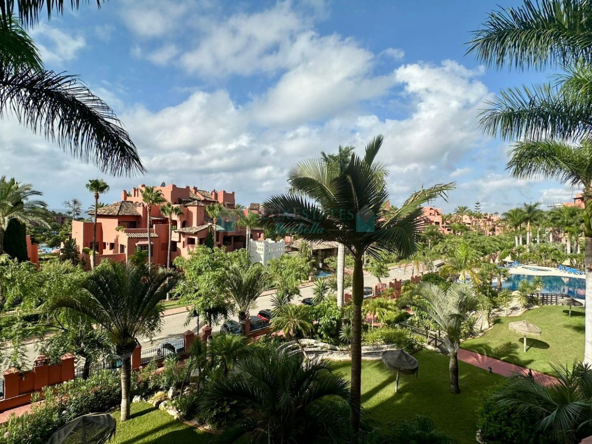 Apartment for rent in Estepona