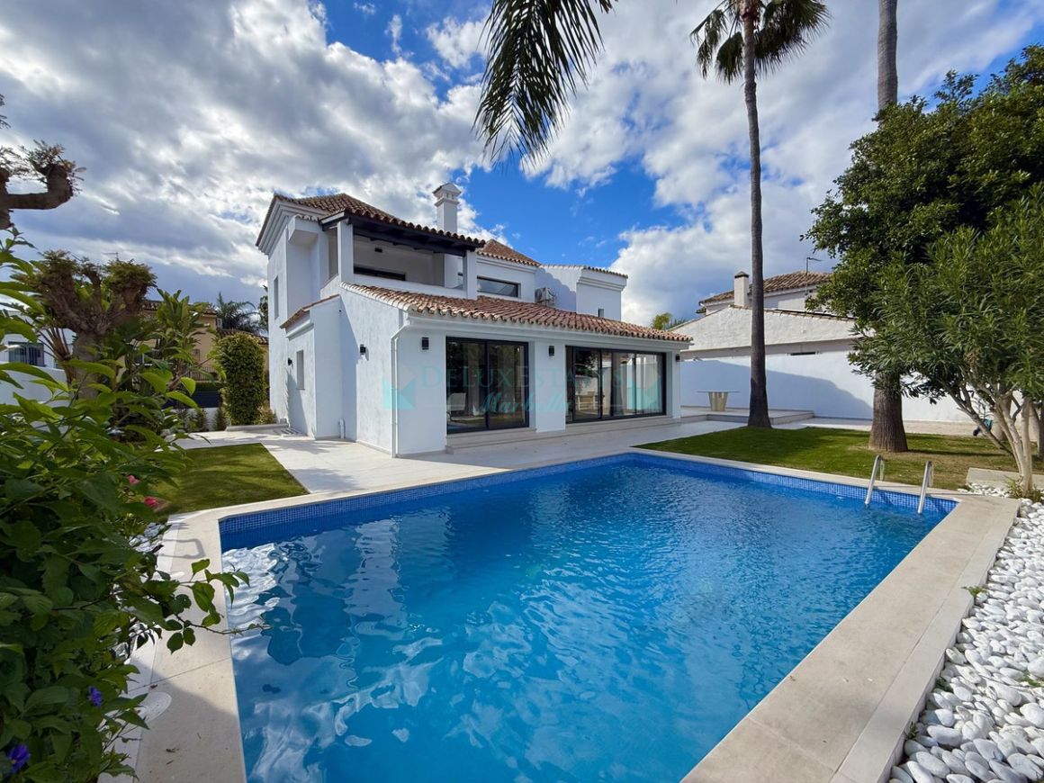 Villa en alquiler en Nueva Andalucia