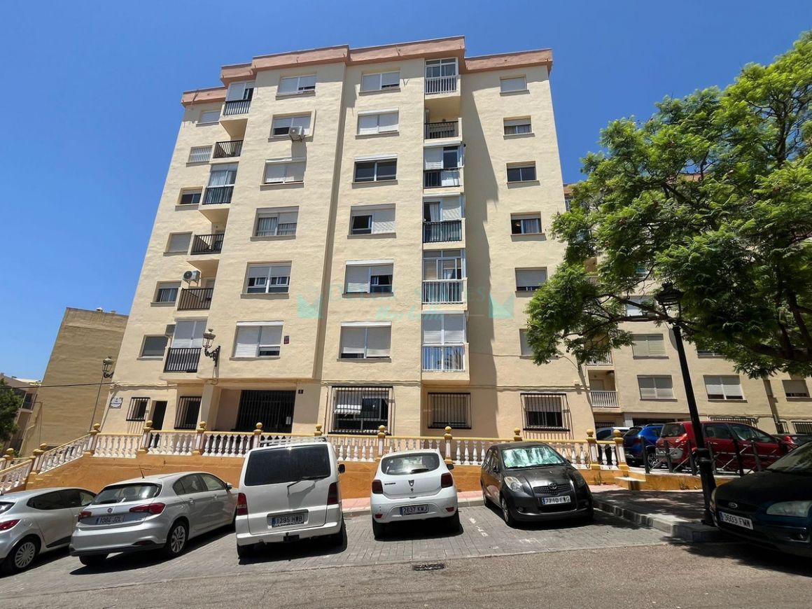 Apartment for sale in Estepona