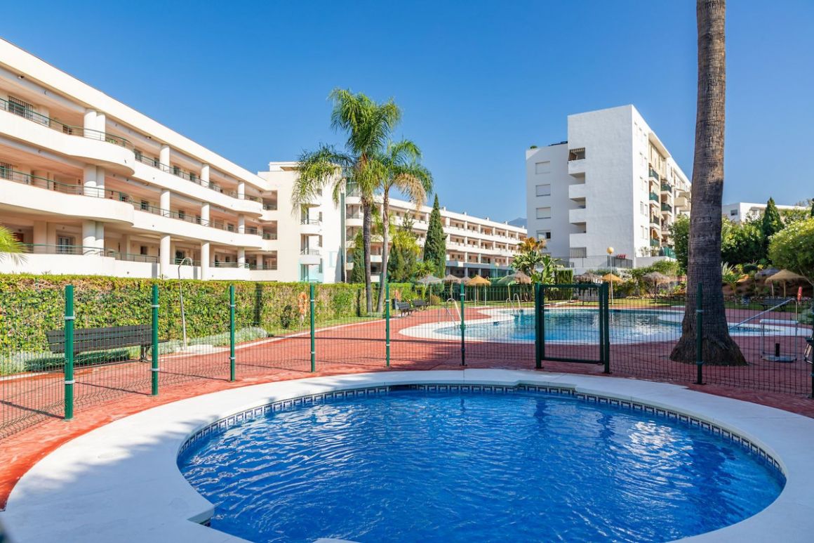 Apartment for sale in  Guadalmina Alta, San Pedro de Alcantara