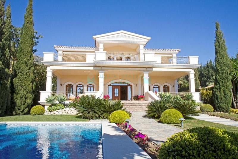 Villa for rent in  Sierra Blanca, Marbella Golden Mile