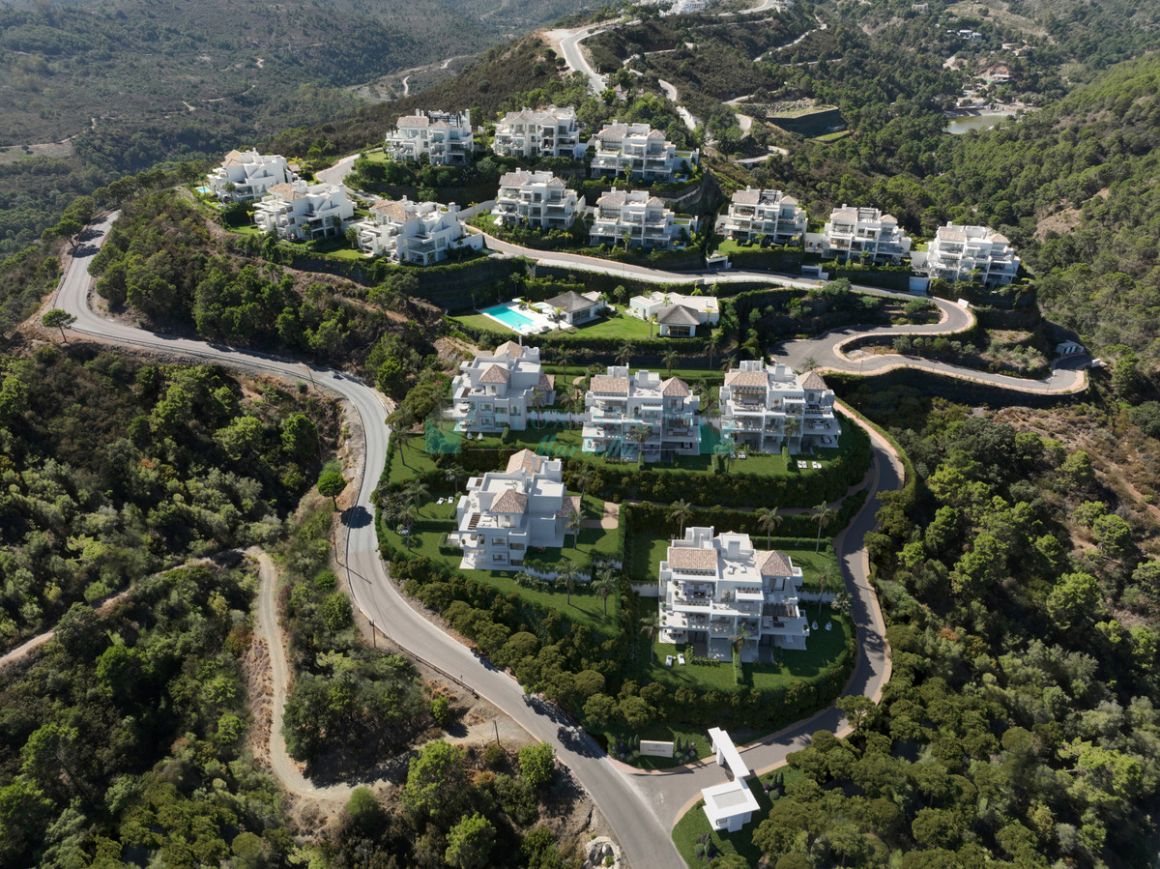 Ground Floor Apartment in Benahavis