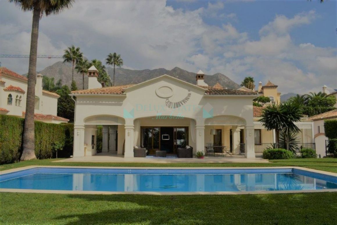 Villa for sale in  Sierra Blanca, Marbella Golden Mile