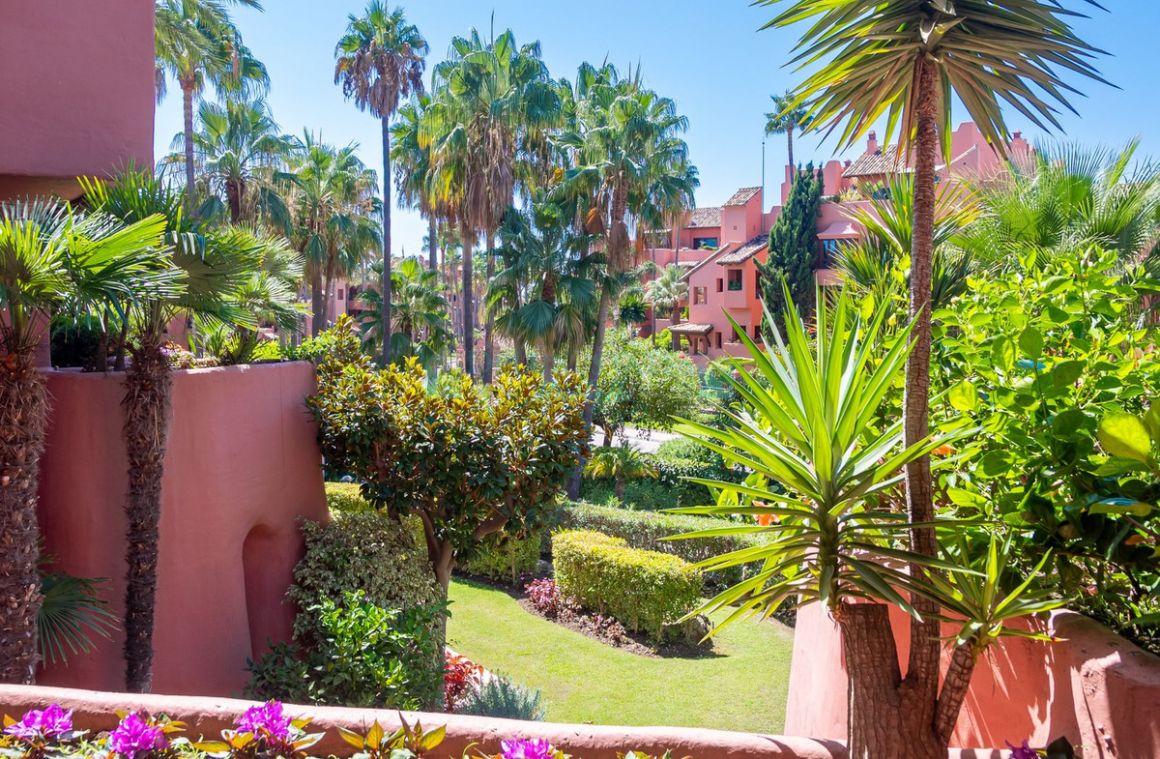 Apartamento en venta en Estepona