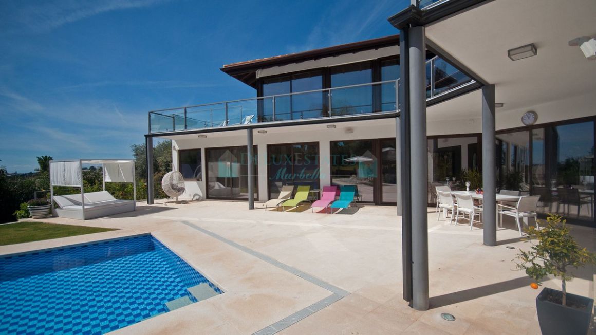 Villa for rent in Nueva Andalucia