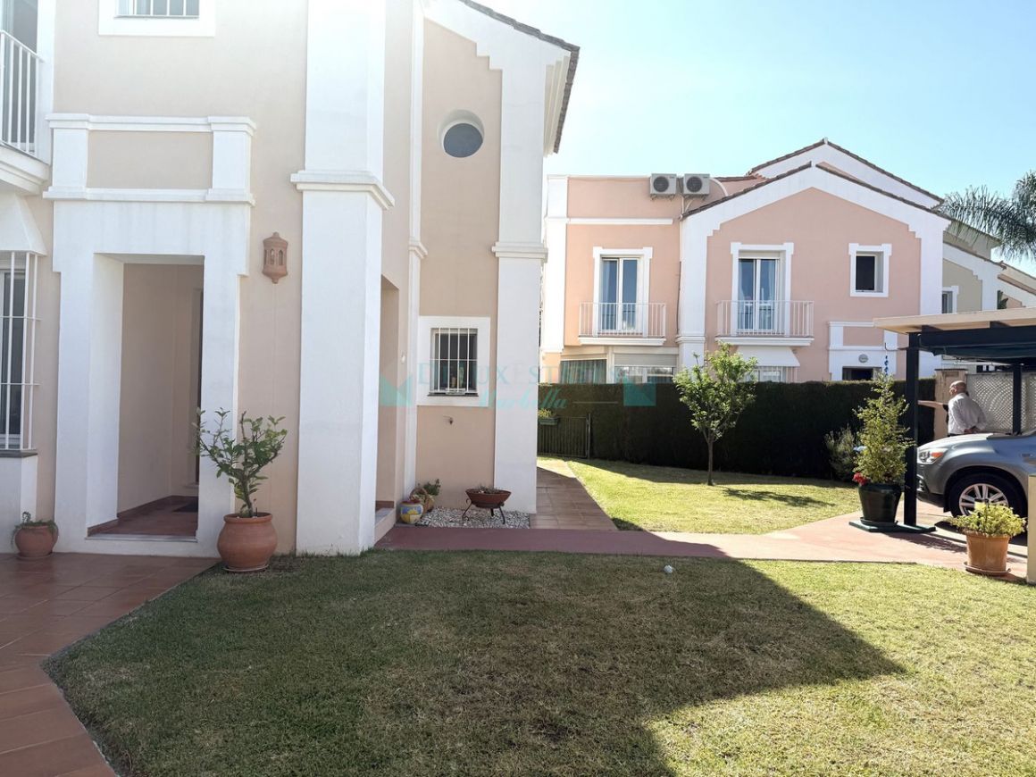 Town House for sale in San Pedro de Alcantara