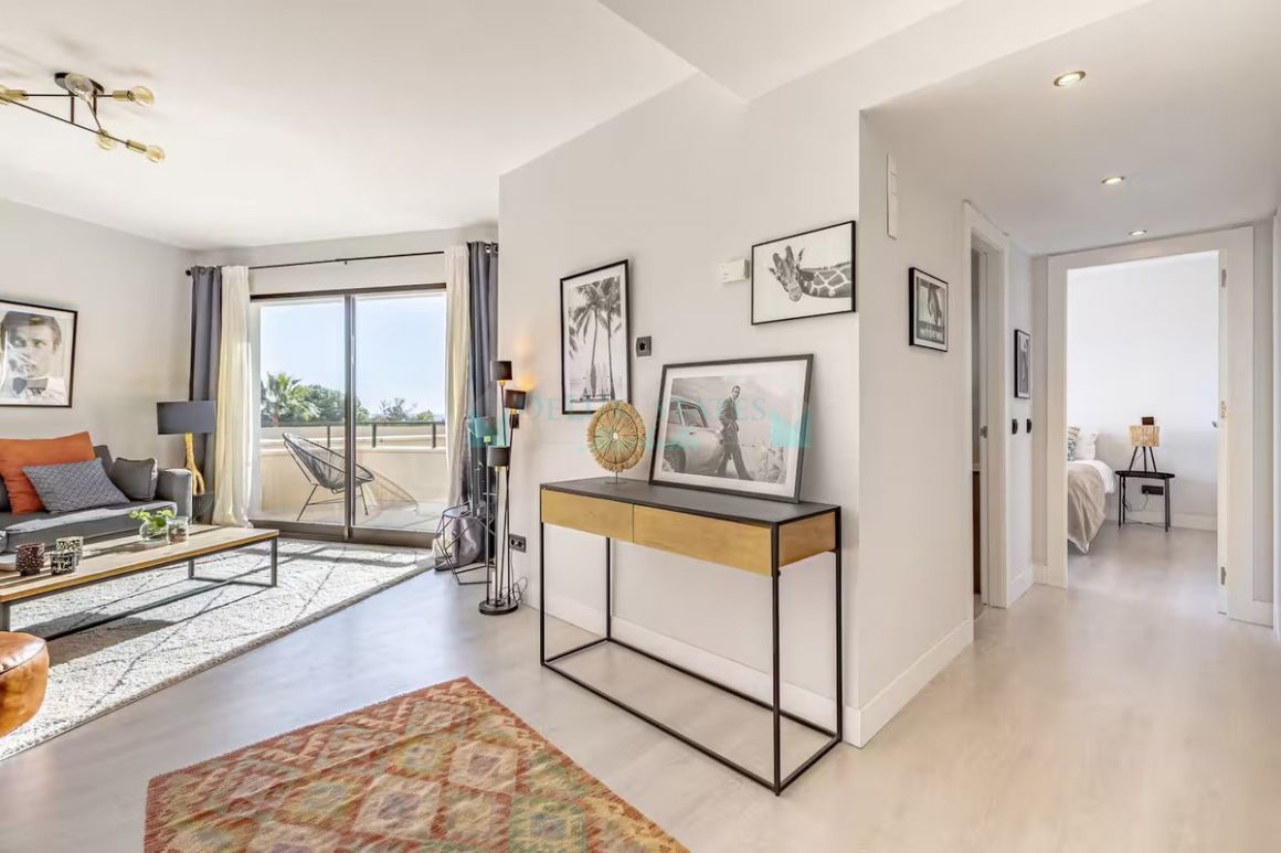 Apartment for sale in Estepona