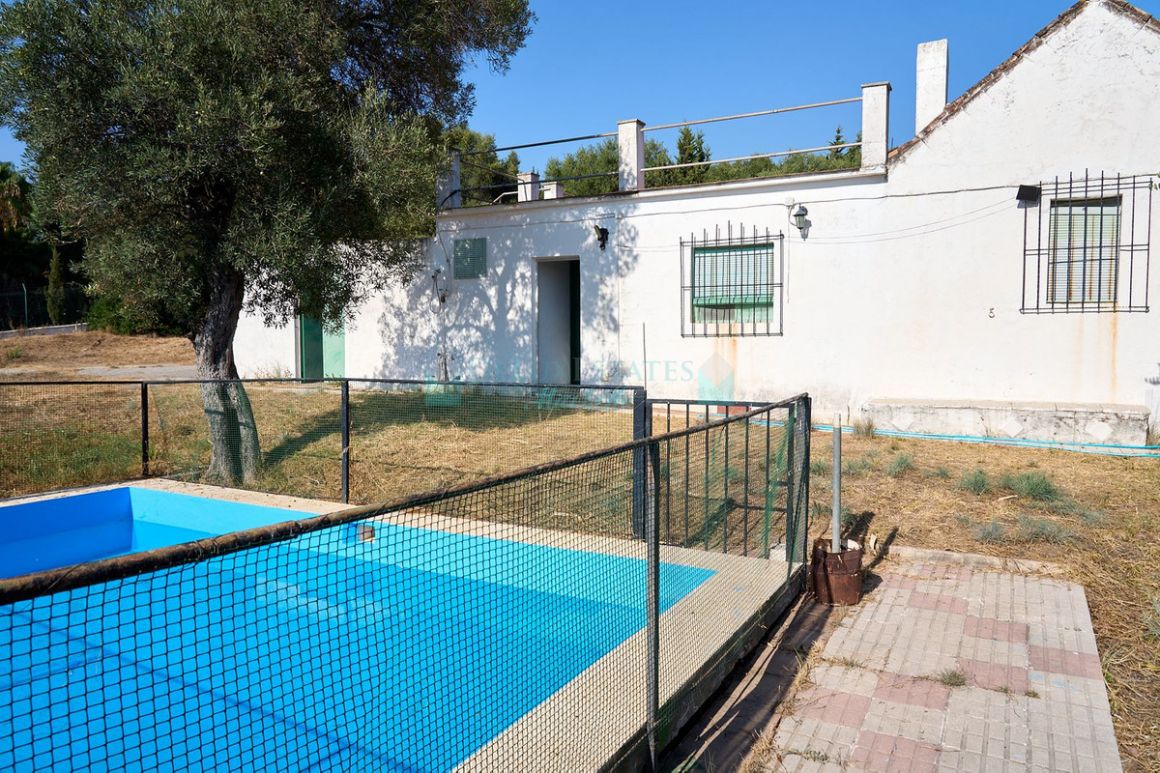 Plot for sale in Estepona