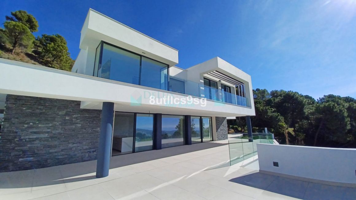 Villa en venta en Benahavis