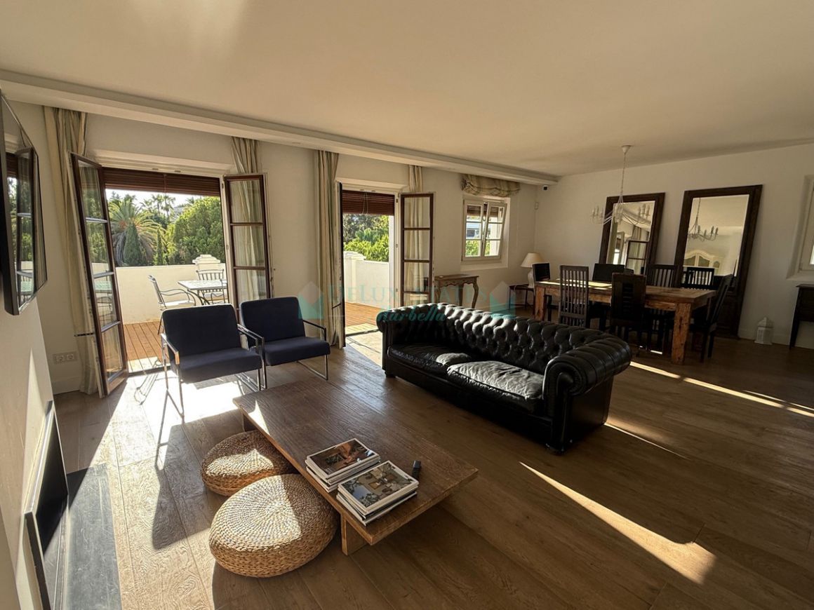 Penthouse for rent in Marbella Golden Mile