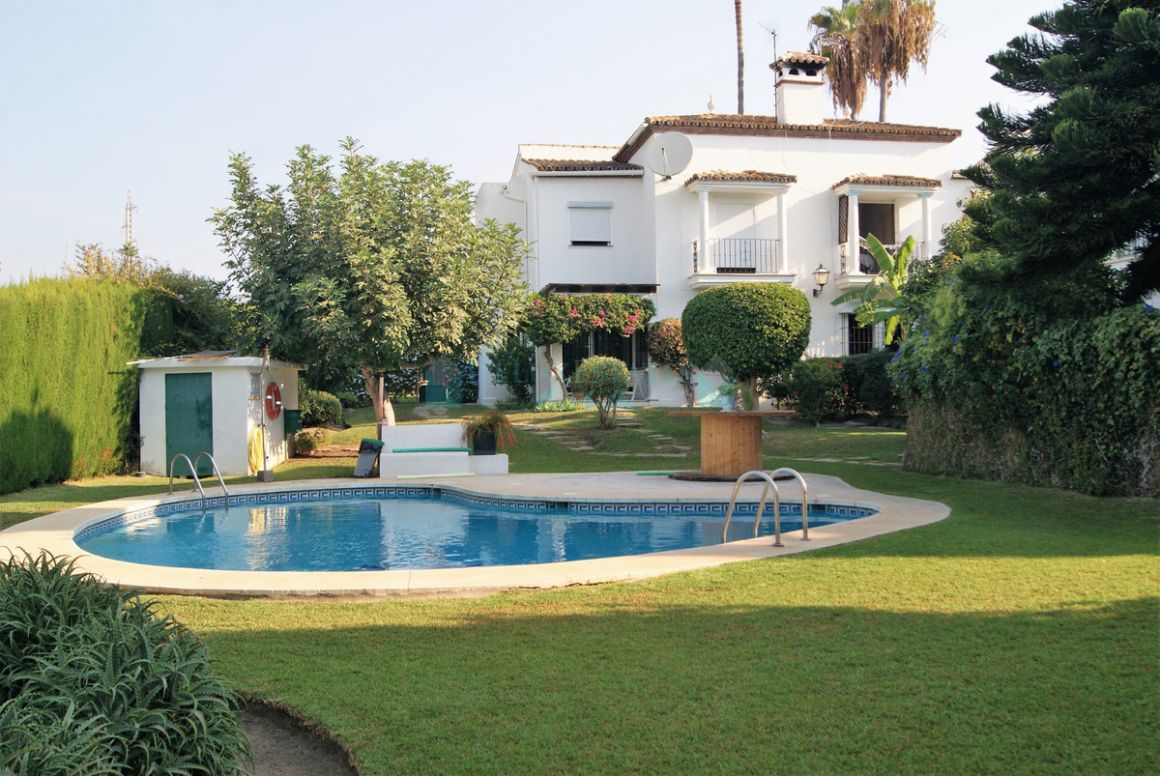 Semi Detached Villa for sale in  Bel Air, Estepona