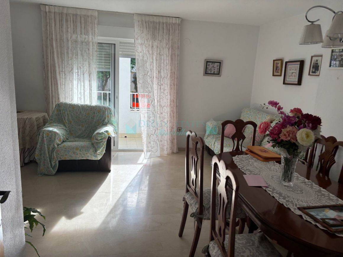 Apartamento en venta en Estepona