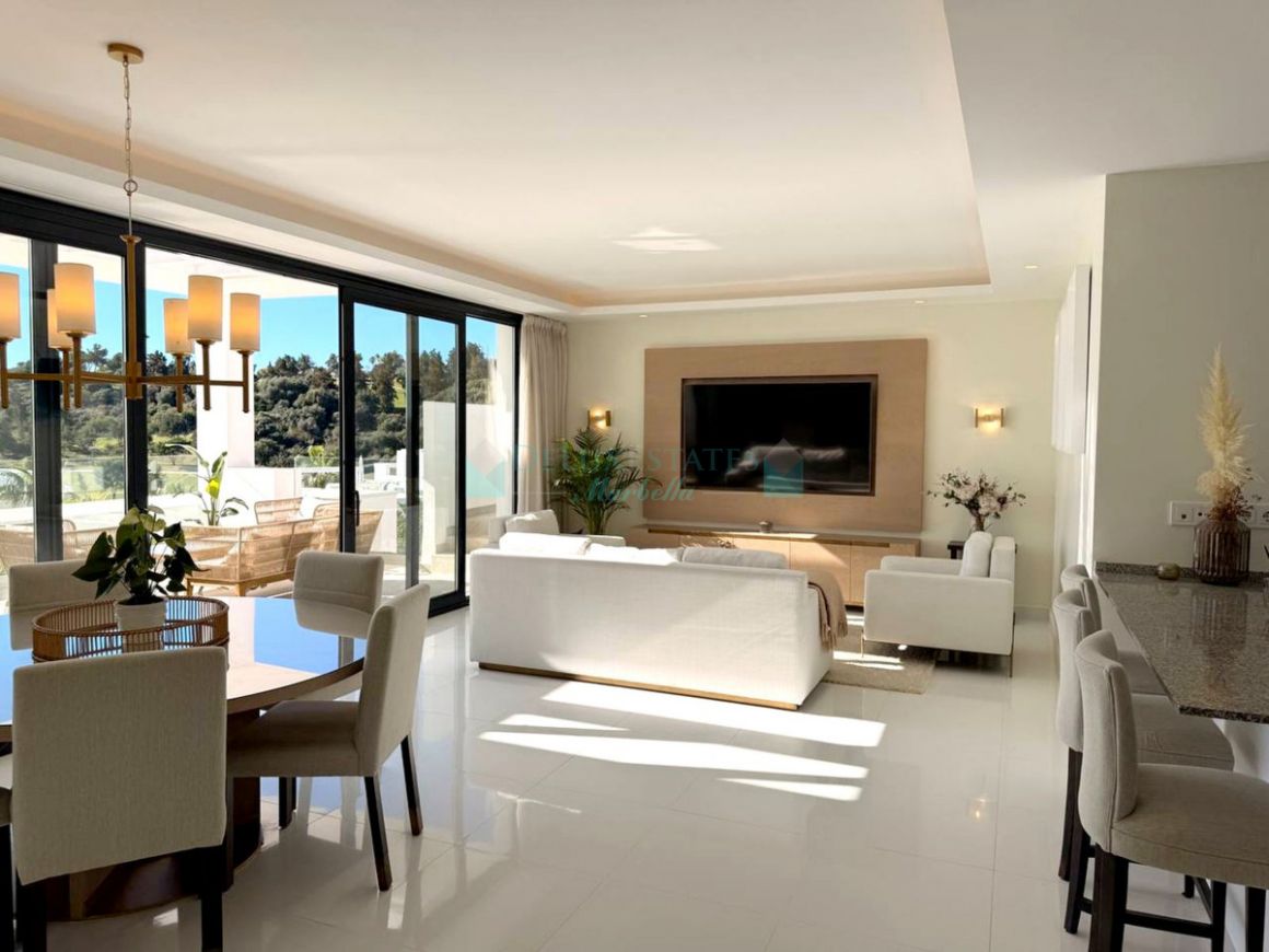 Penthouse for rent in Benahavis