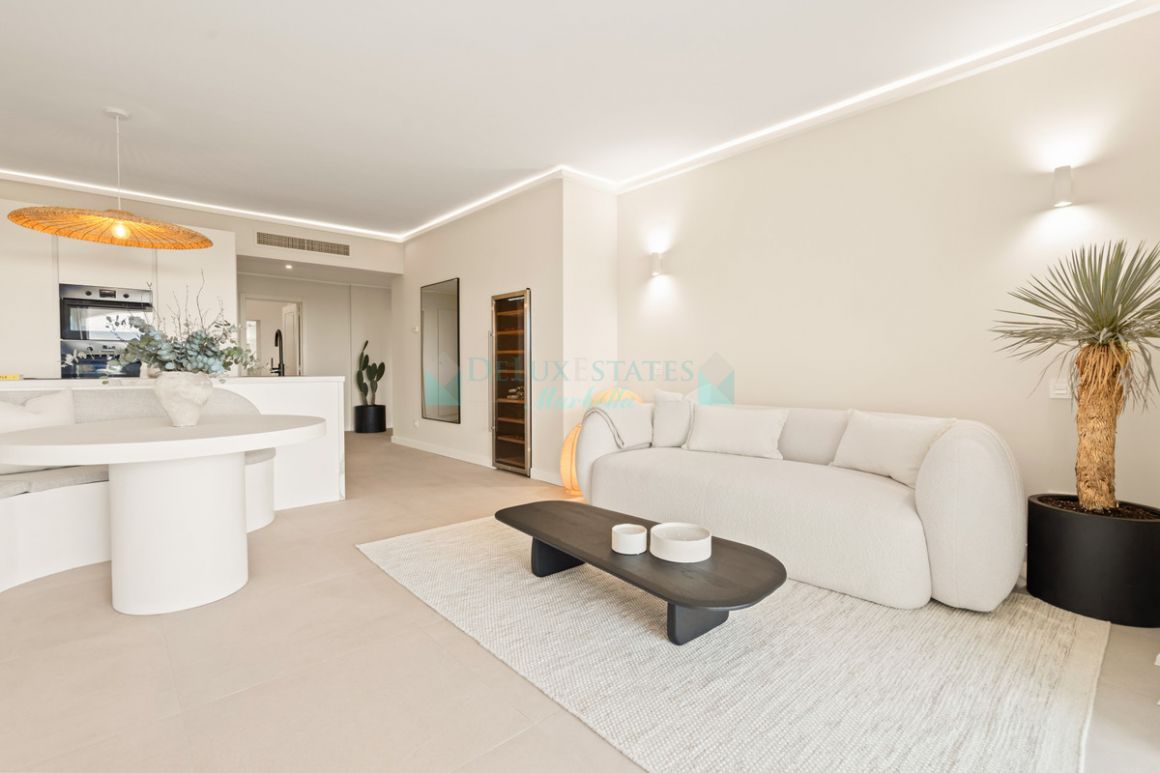 Apartamento en venta en  La Quinta, Benahavis