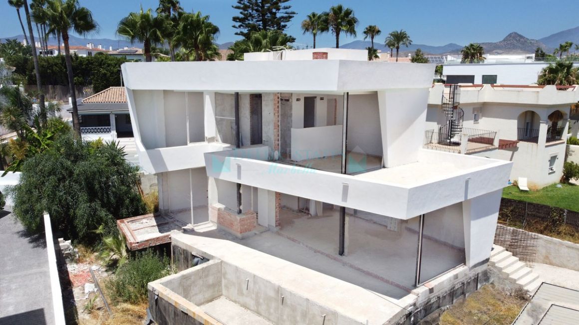 Villa en New Golden Mile, Estepona