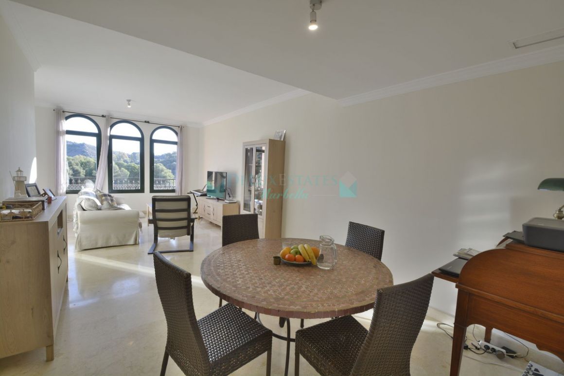 Apartamento Planta Baja en Elviria, Marbella Este