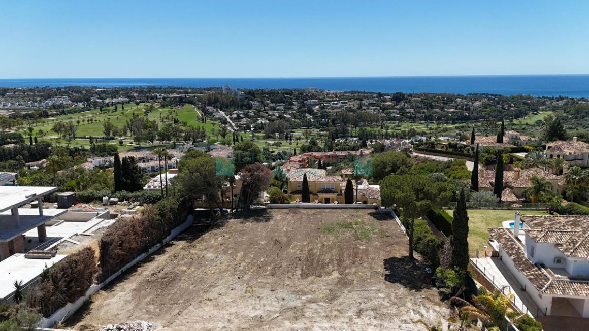 Residential Plot in Benahavis