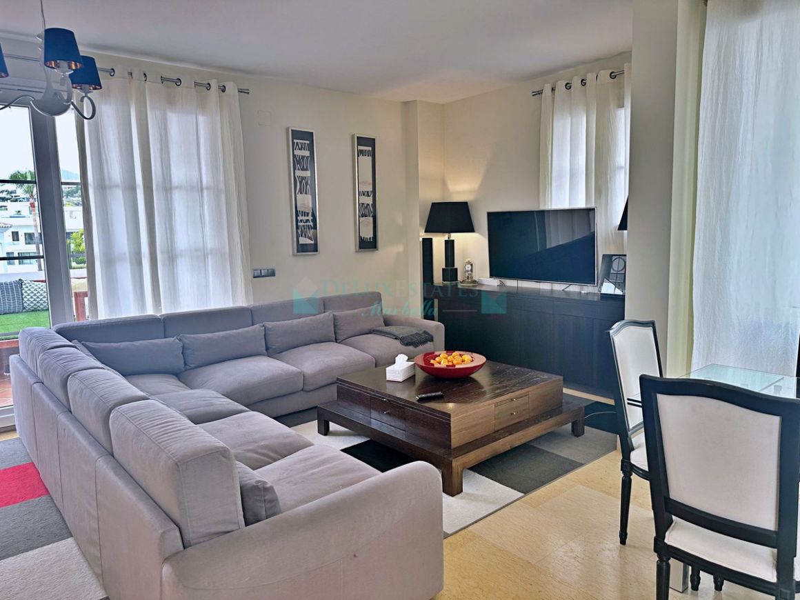 Villa for rent in  Selwo, Estepona