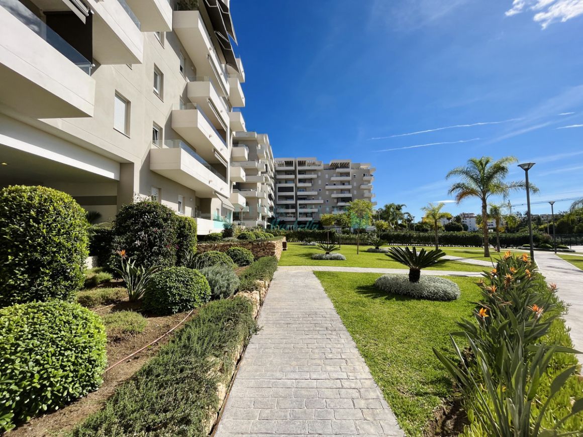 Apartment for rent in Nueva Andalucia