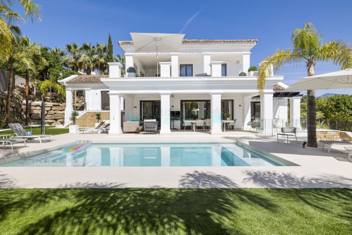 Villa in Nueva Andalucia