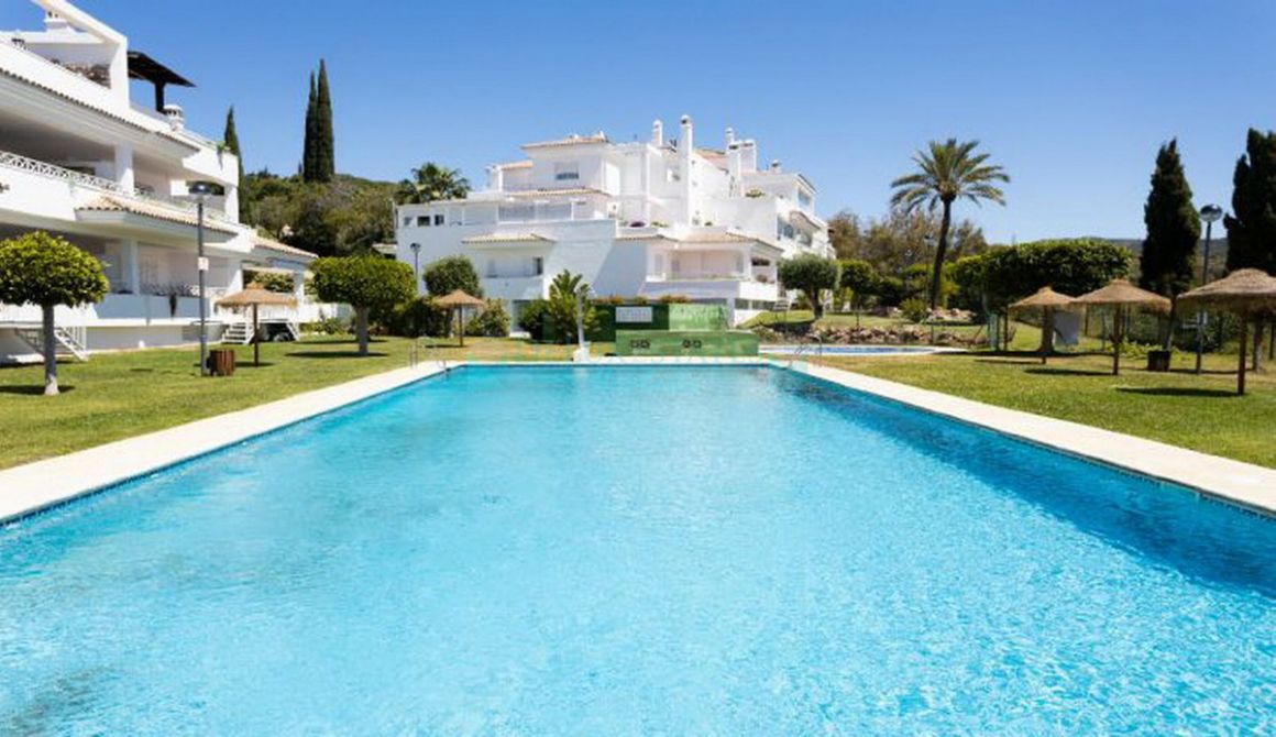 Ground Floor Apartment for sale in  Rio Real, Marbella East