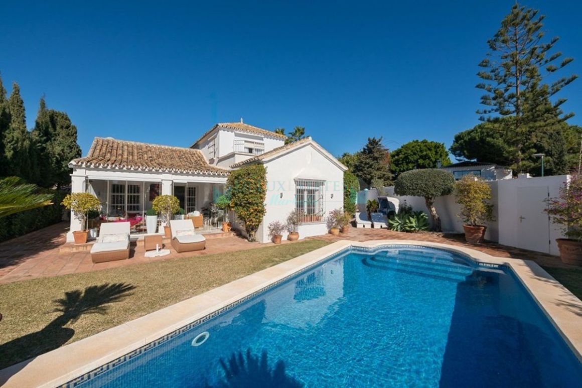 Villa en Artola, Marbella Este