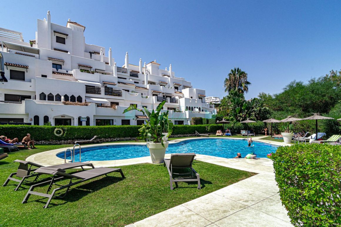 Ground Floor Apartment for sale in  Selwo, Estepona