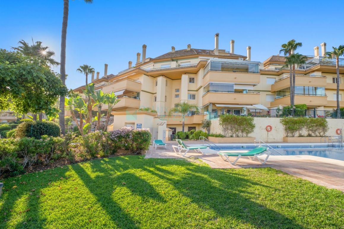 Apartamento en Elviria, Marbella Este