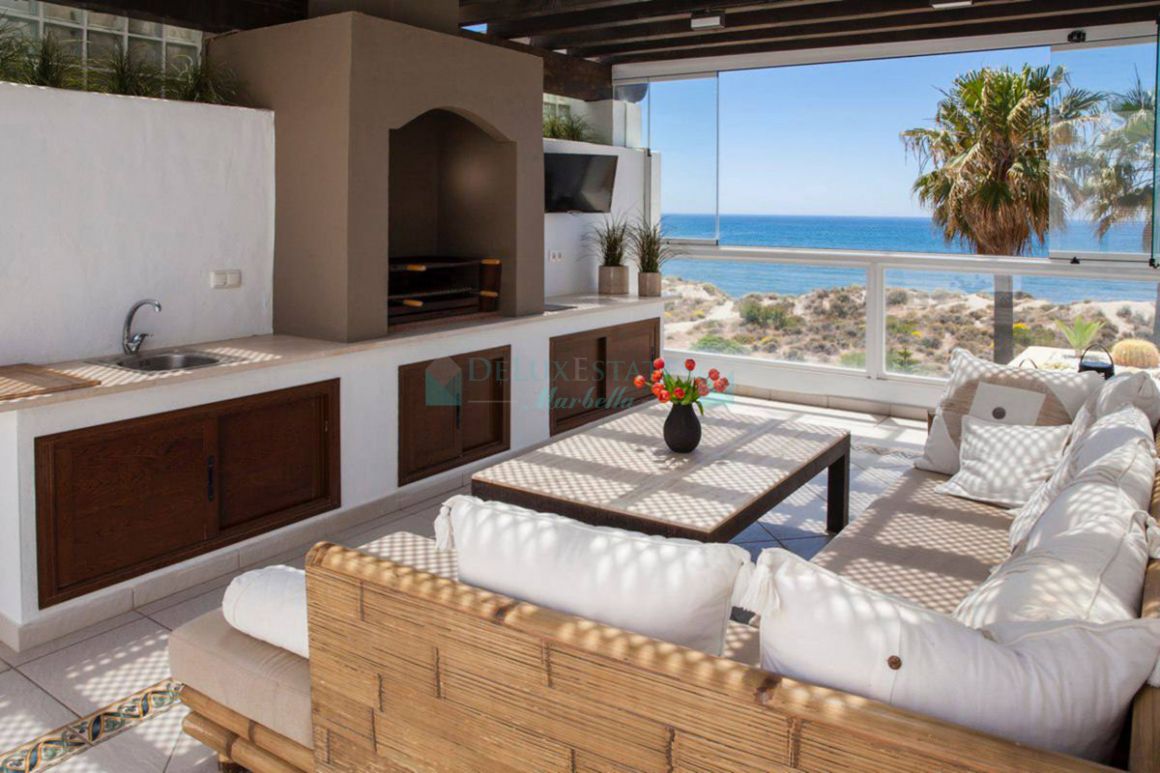 Semi Detached Villa for rent in Marbella