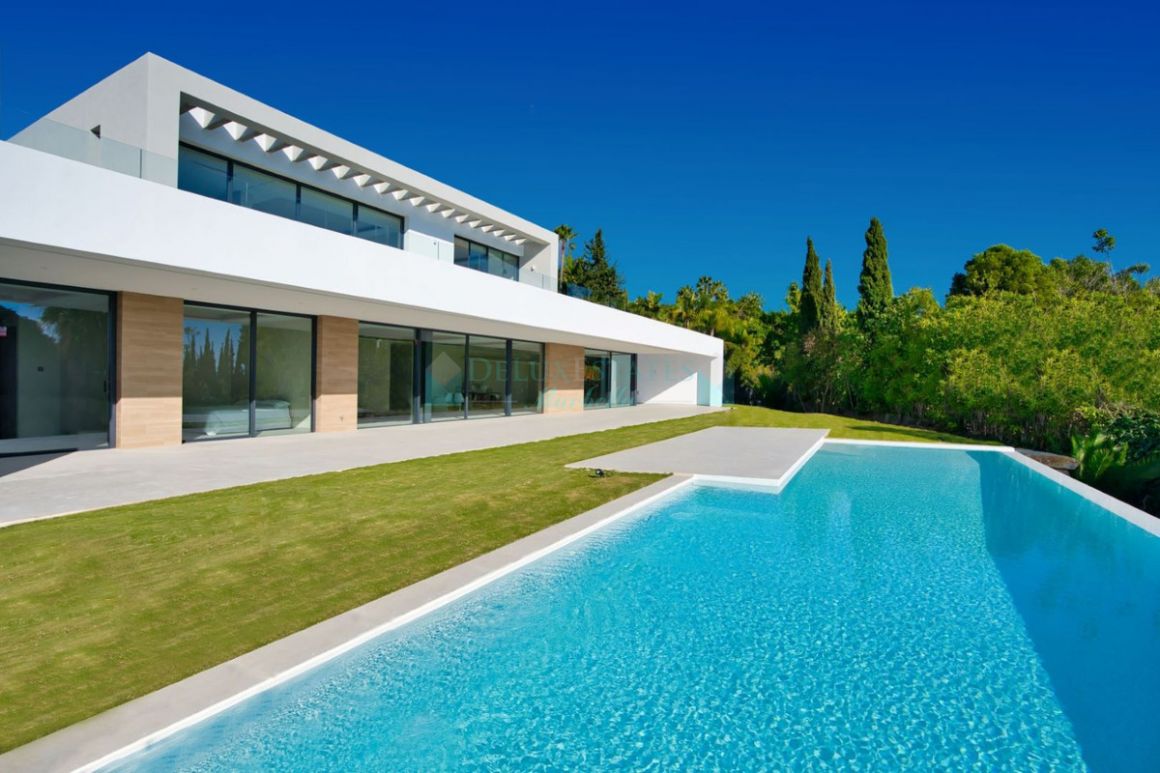 Villa for sale in  Nagüeles, Marbella Golden Mile