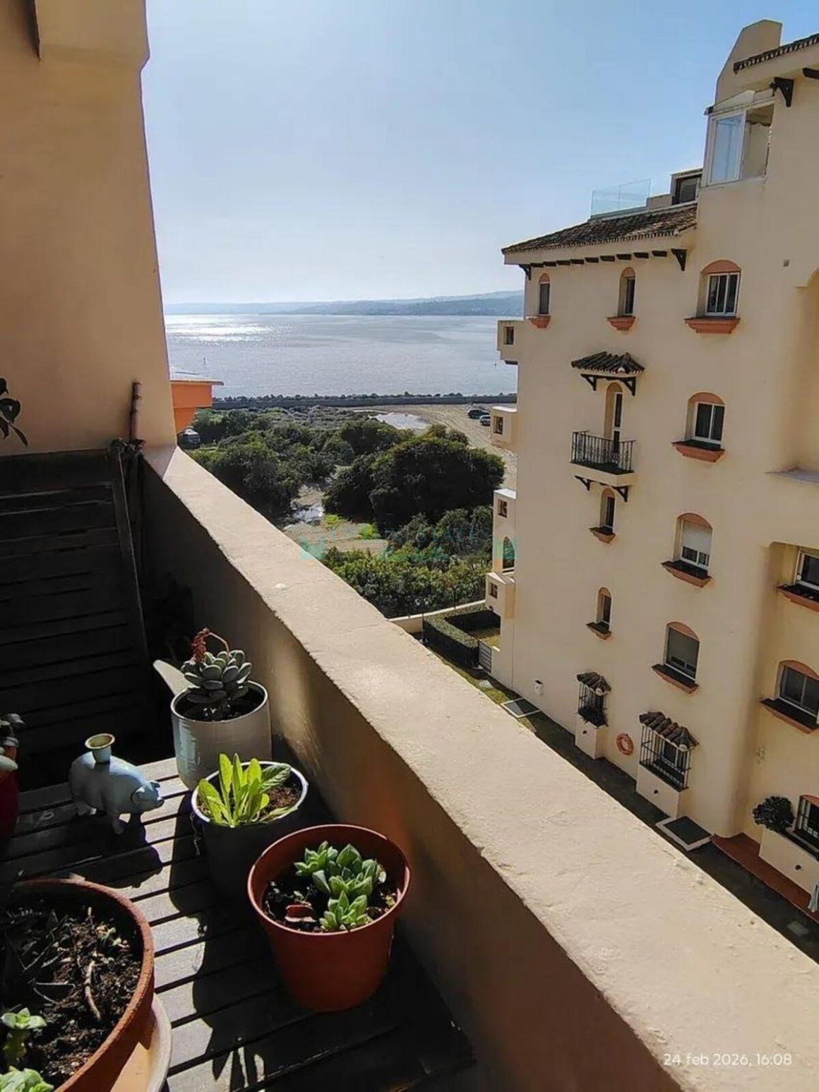 Apartment for sale in Estepona