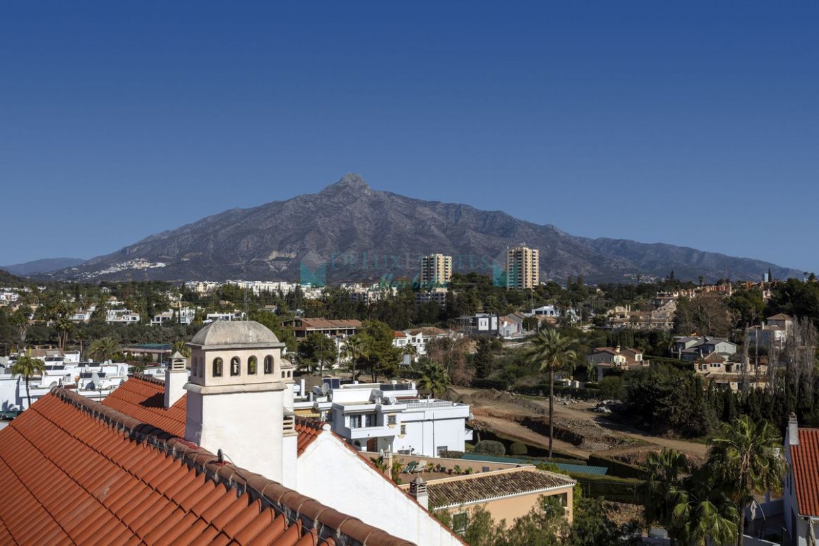 Penthouse in Nueva Andalucia