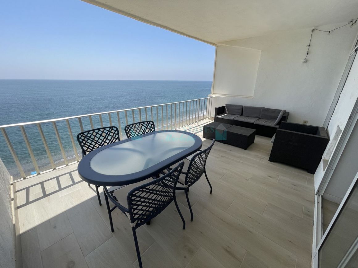 Apartamento en venta en Estepona