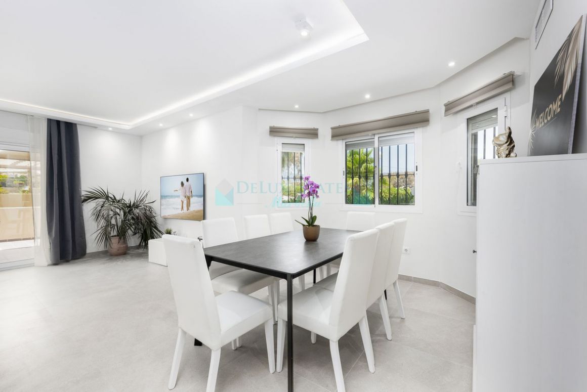 Town House for rent in  New Golden Mile, Estepona