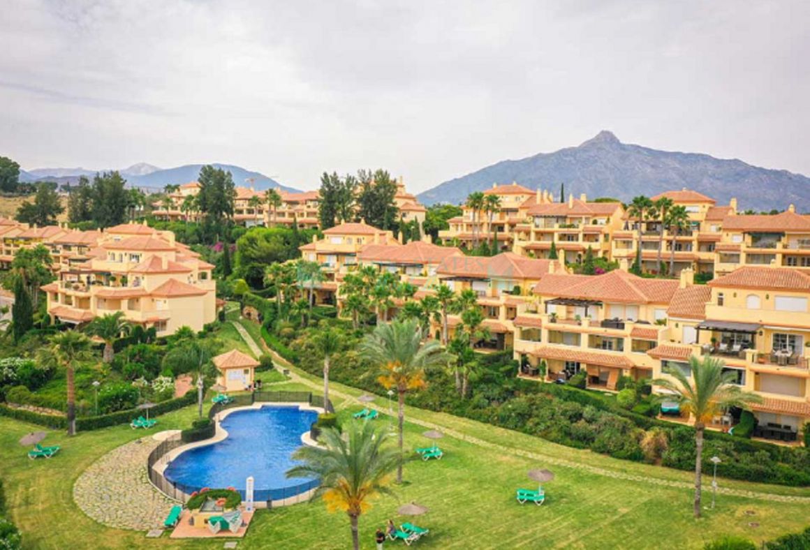 Apartment for sale in Nueva Andalucia